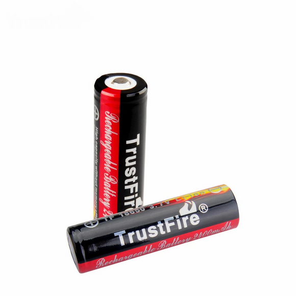 Accumulateur Li-Ion Trustfire TF18650 18650 2400mAh 3.7 - 3C Décharge max - Protégé - Neuf